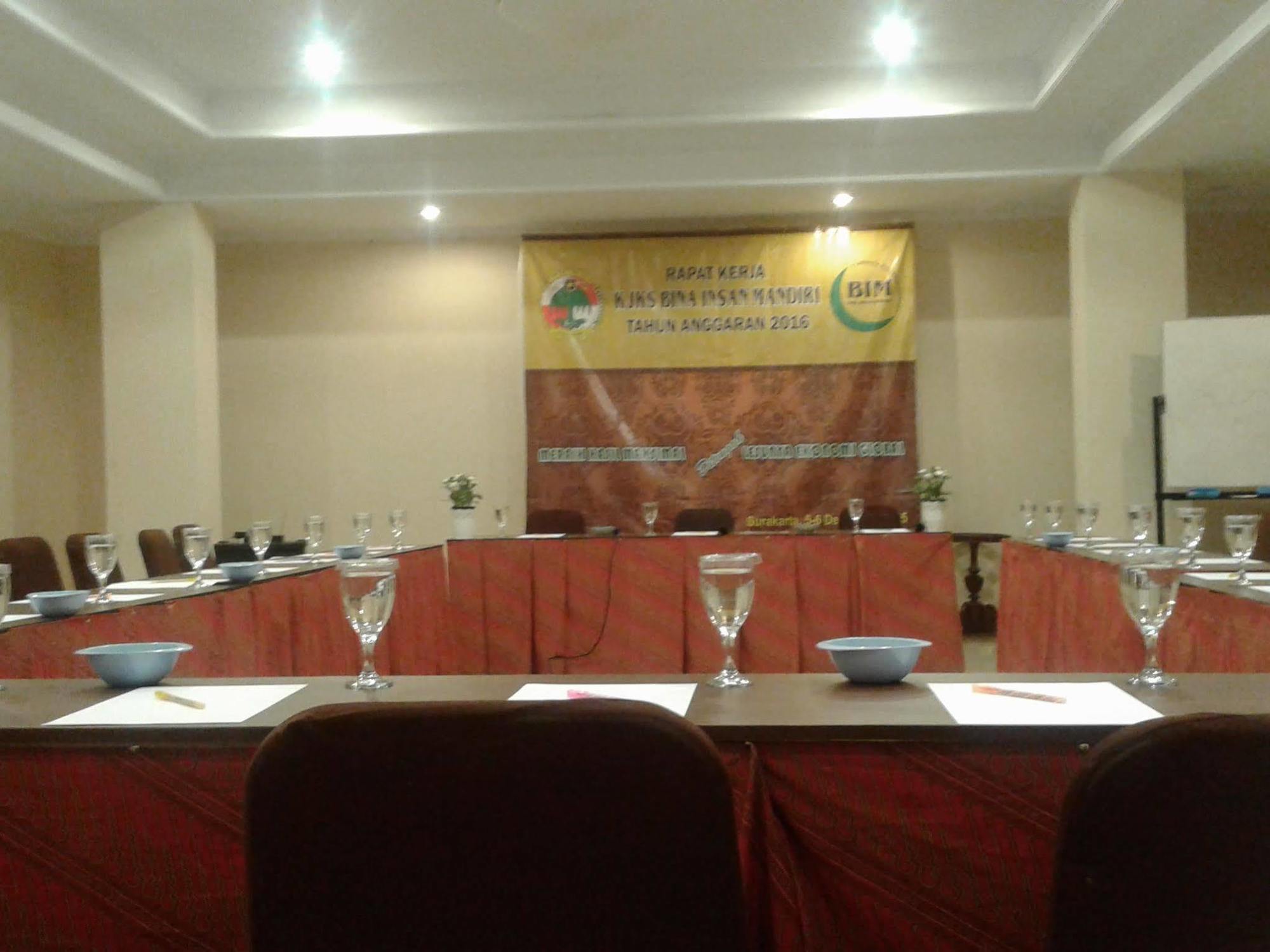 The Amrani Syariah 2* Surakarta (Solo)